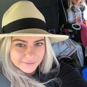 Meet your Posher, Allison